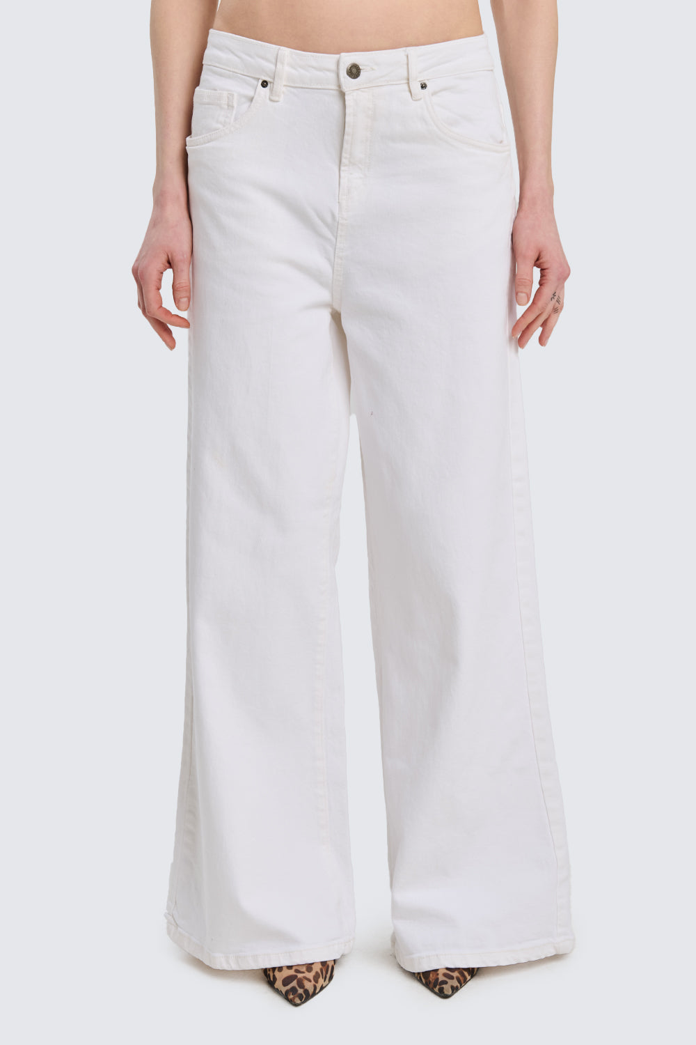 Wide Leg Jeans