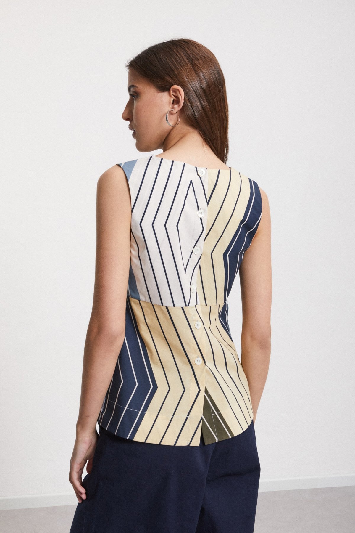 Gilet with Cutwork Embroidery