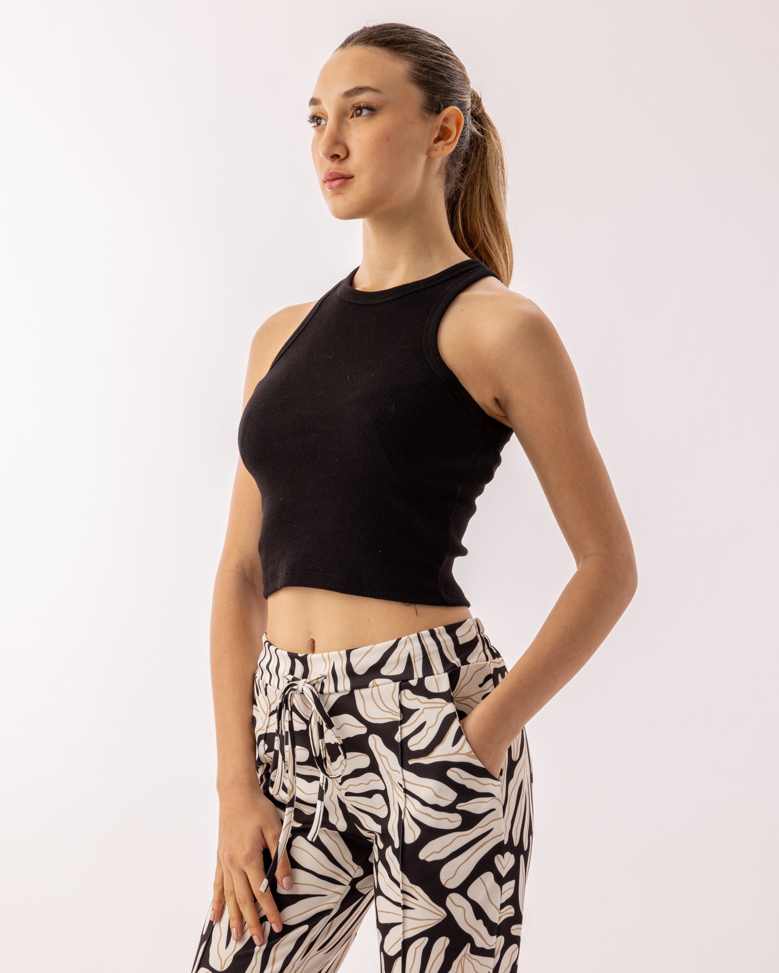 Lucy Sleeveless Crop Top