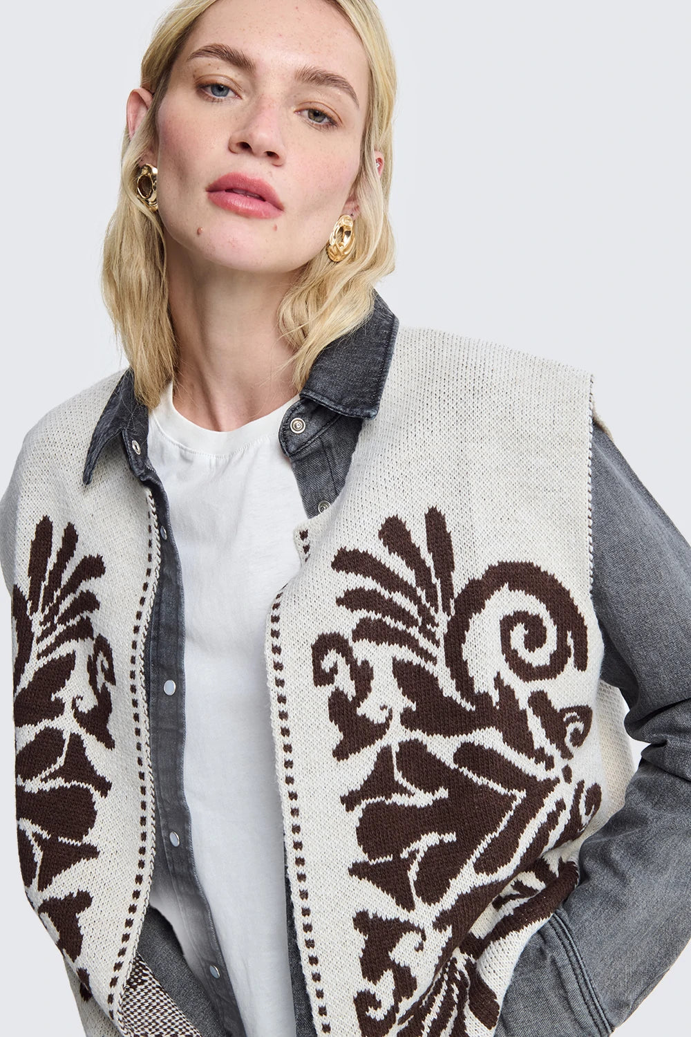 Vest with Embroidery