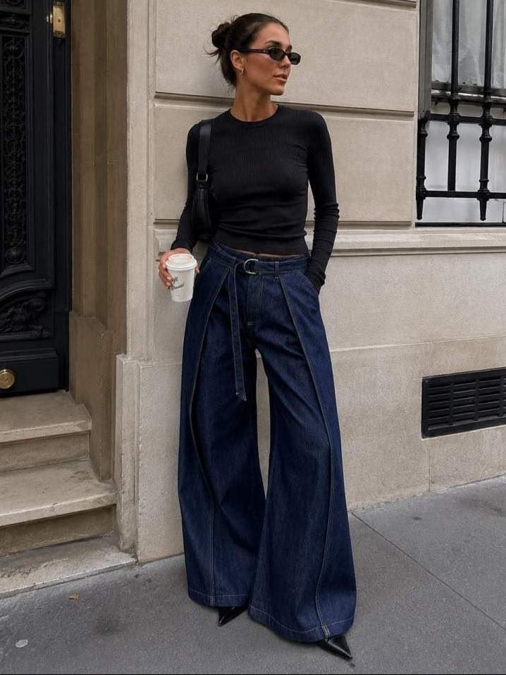 Belted Pleated Wide-Leg Jeans