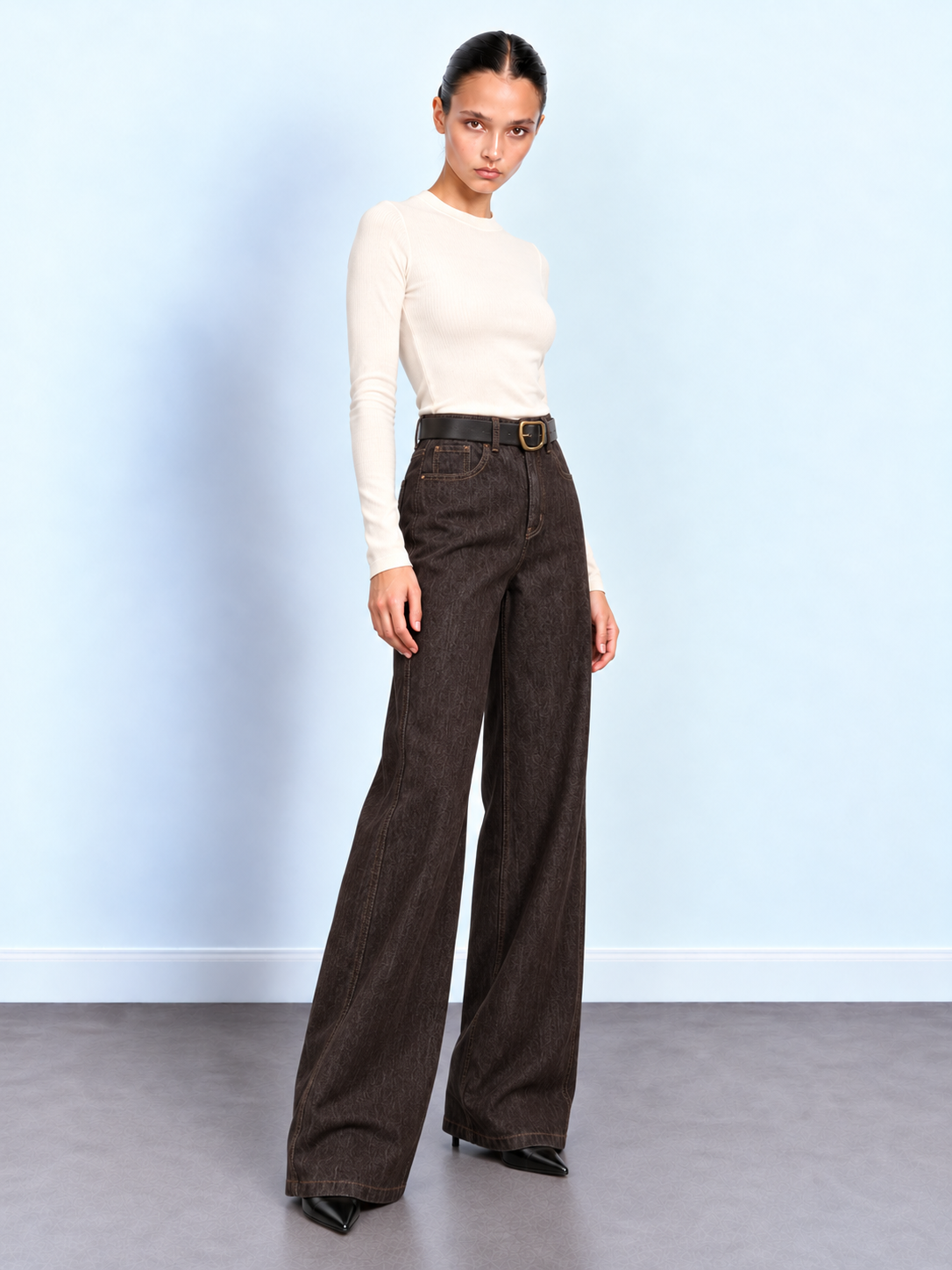 Caffè Textured Wide-Leg Pants