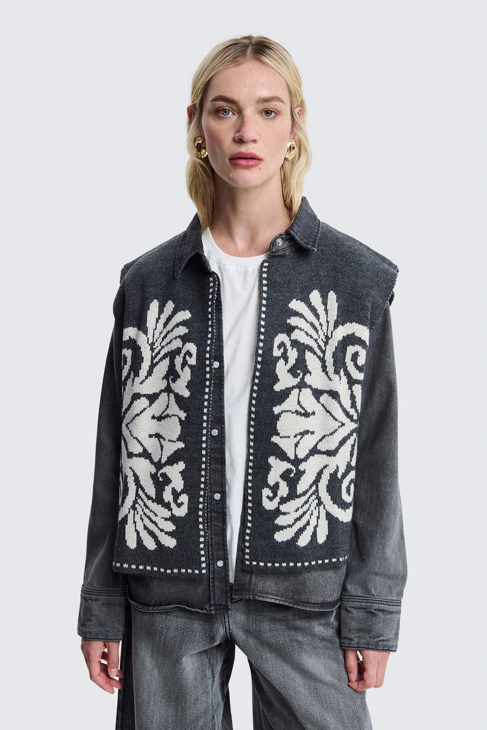 Vest with Embroidery