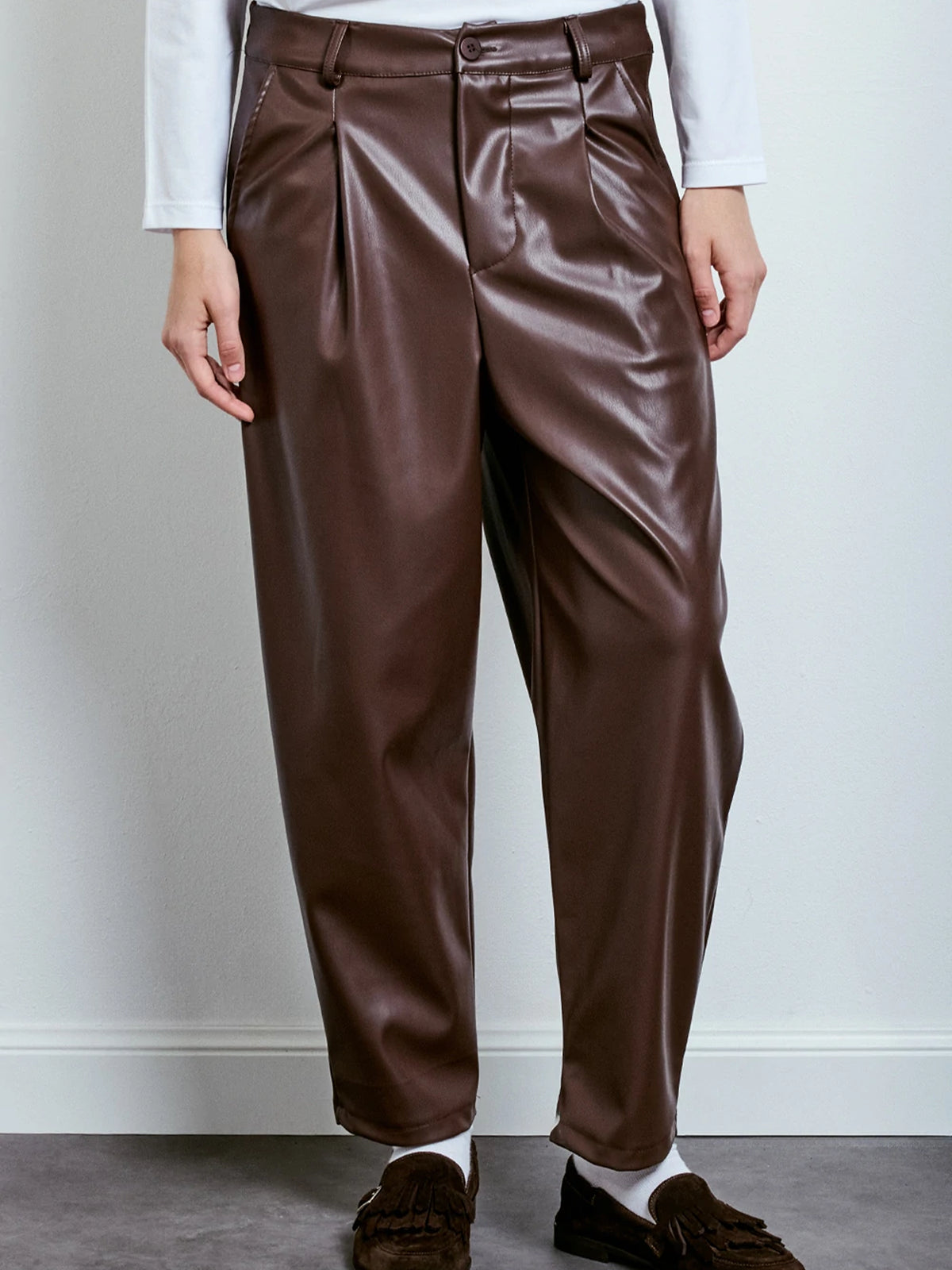 Barrel Faux-leather Pants
